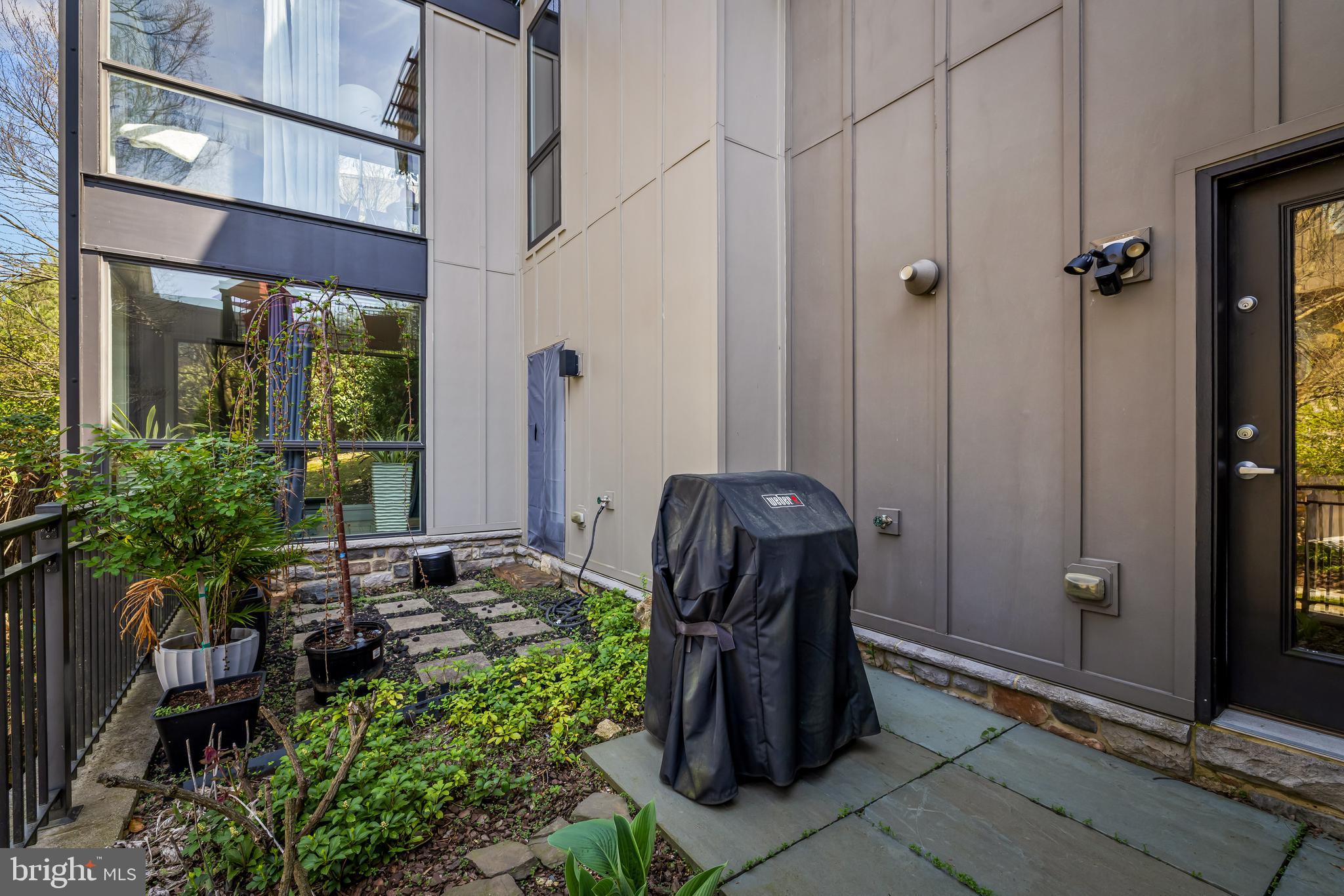 3429 WOODBERRY AVENUE