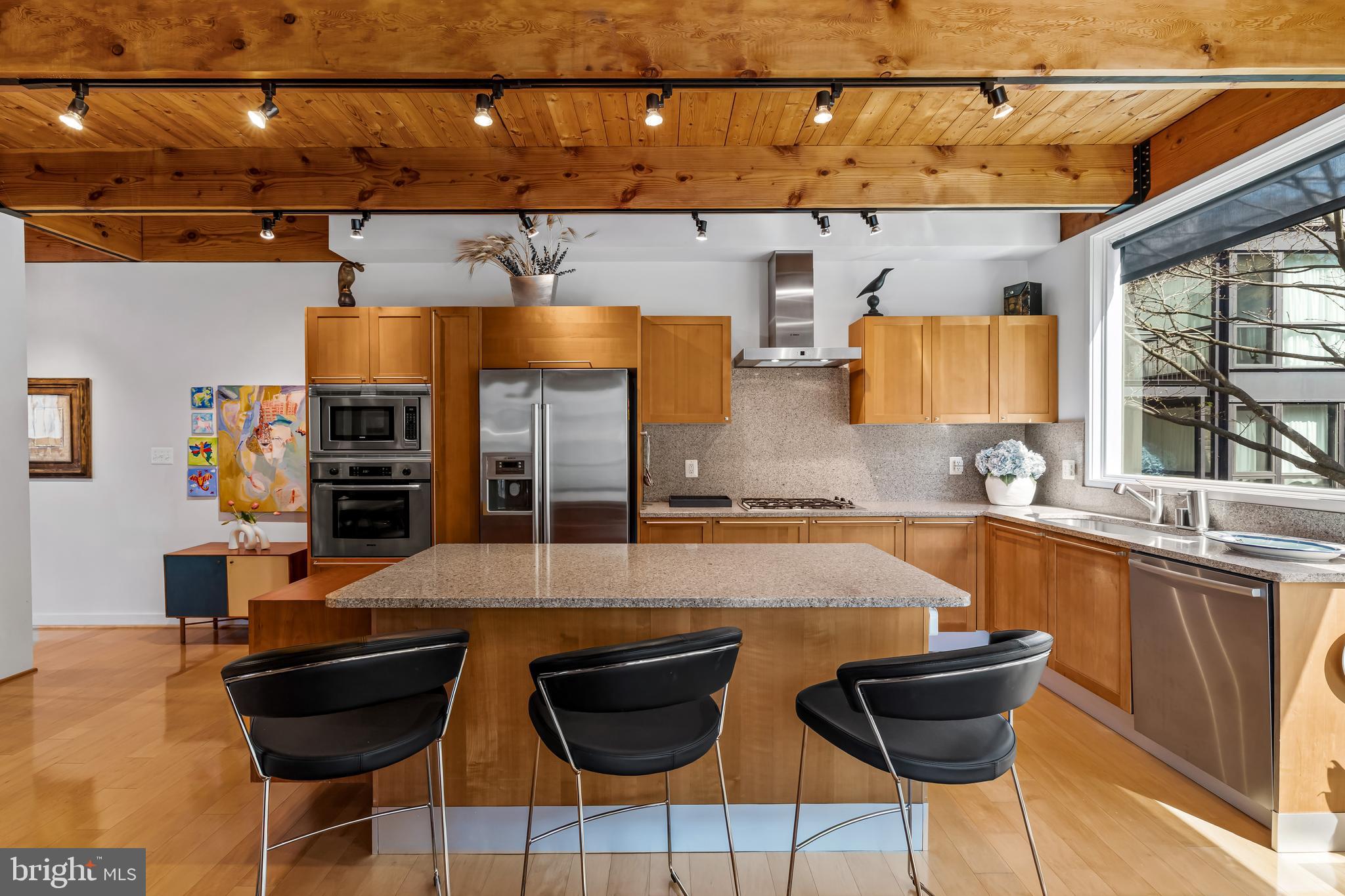 3429 WOODBERRY AVENUE