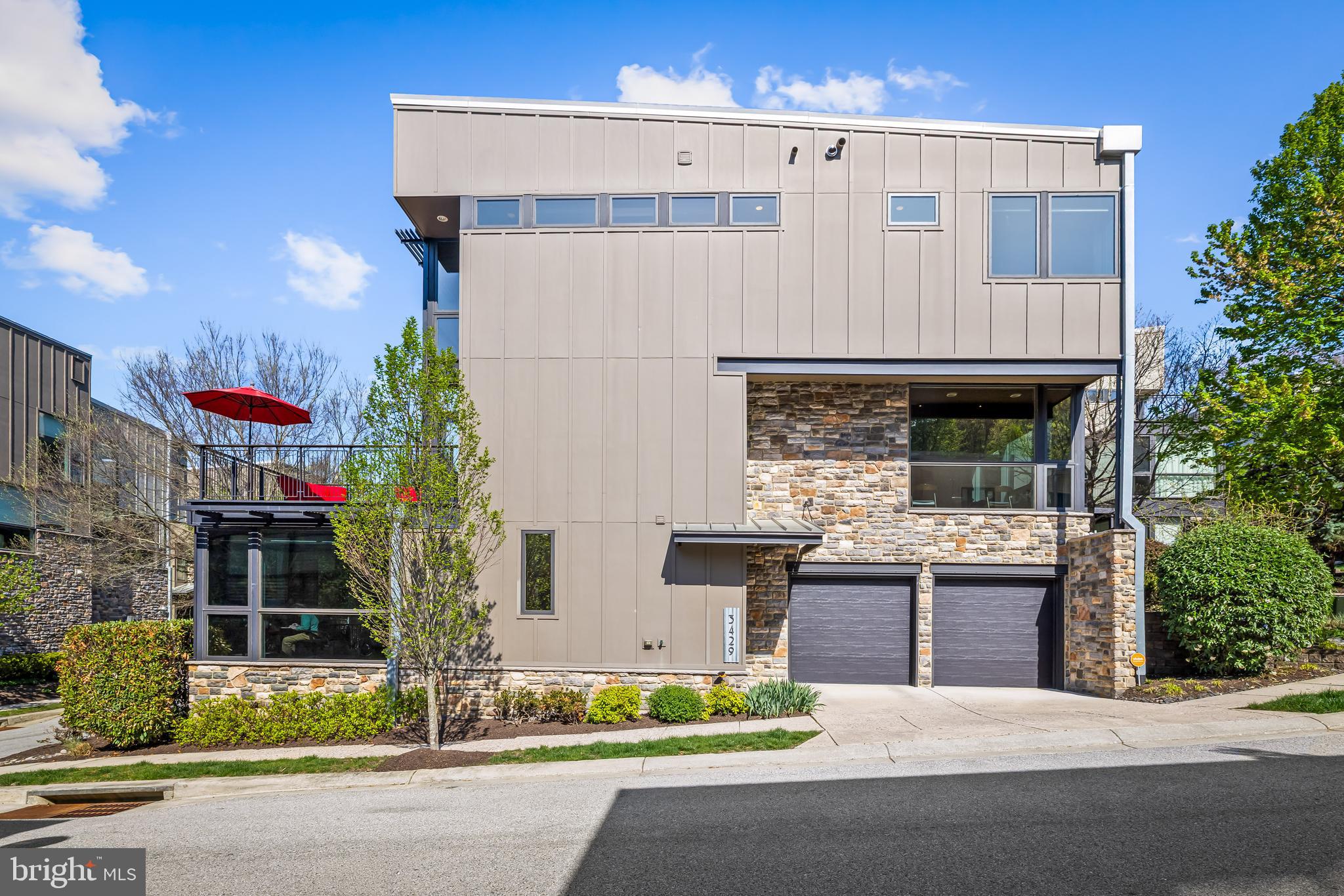 3429 WOODBERRY AVENUE