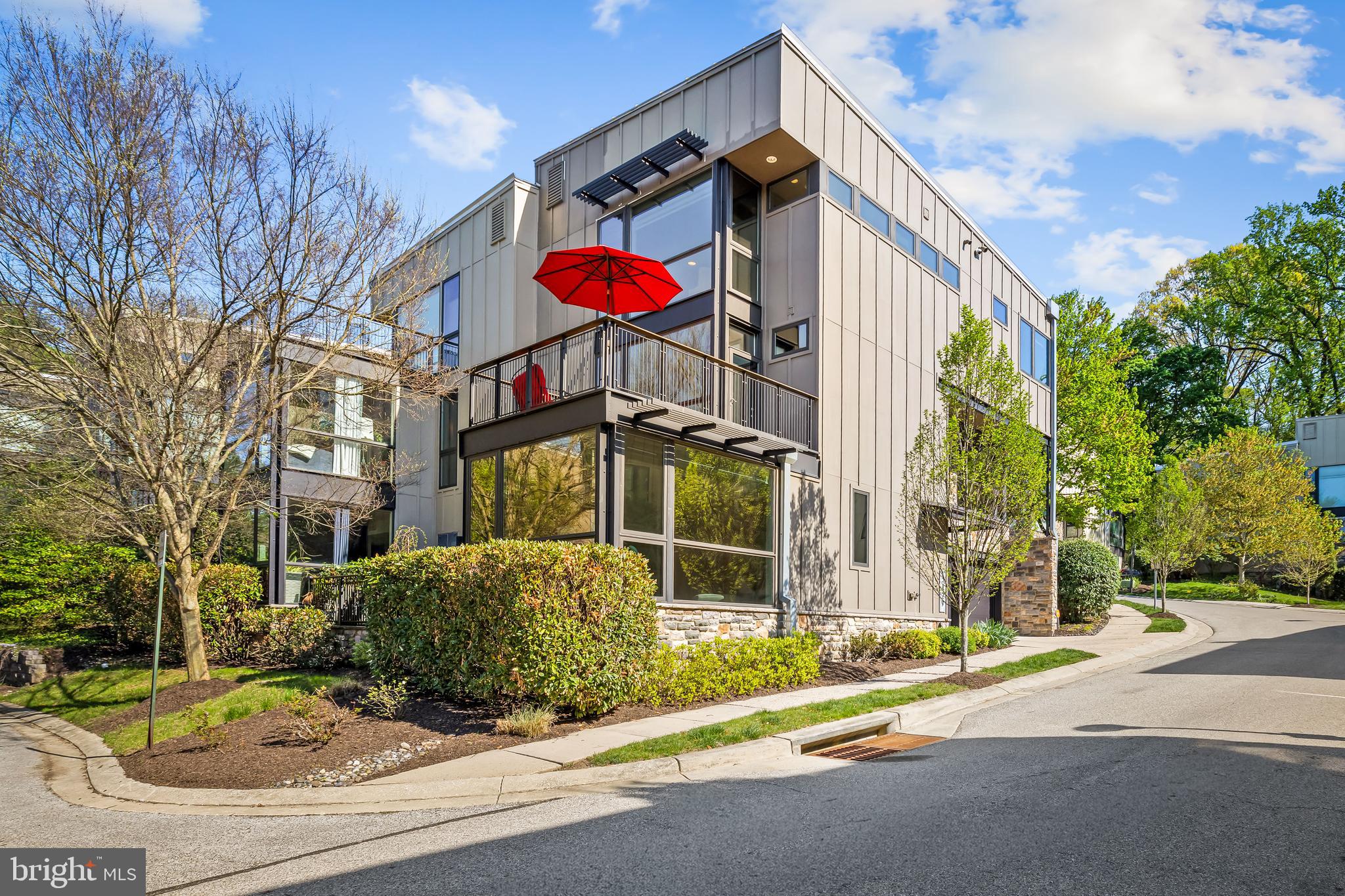 3429 WOODBERRY AVENUE