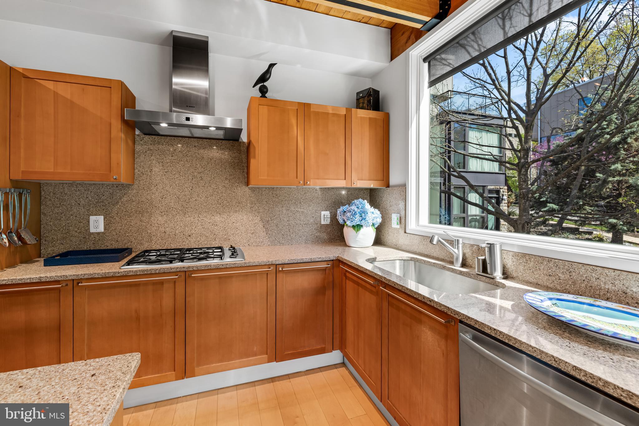 3429 WOODBERRY AVENUE