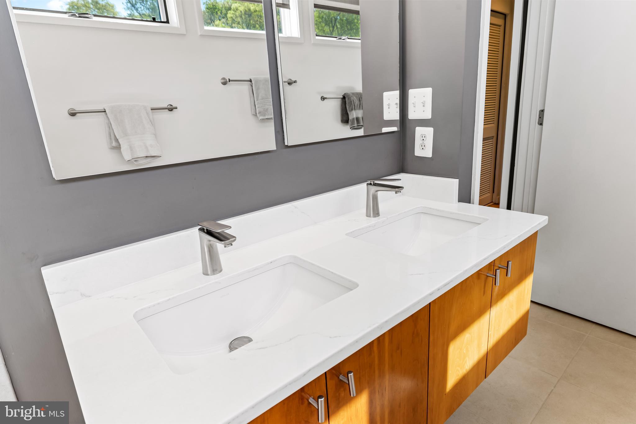 3429 WOODBERRY AVENUE