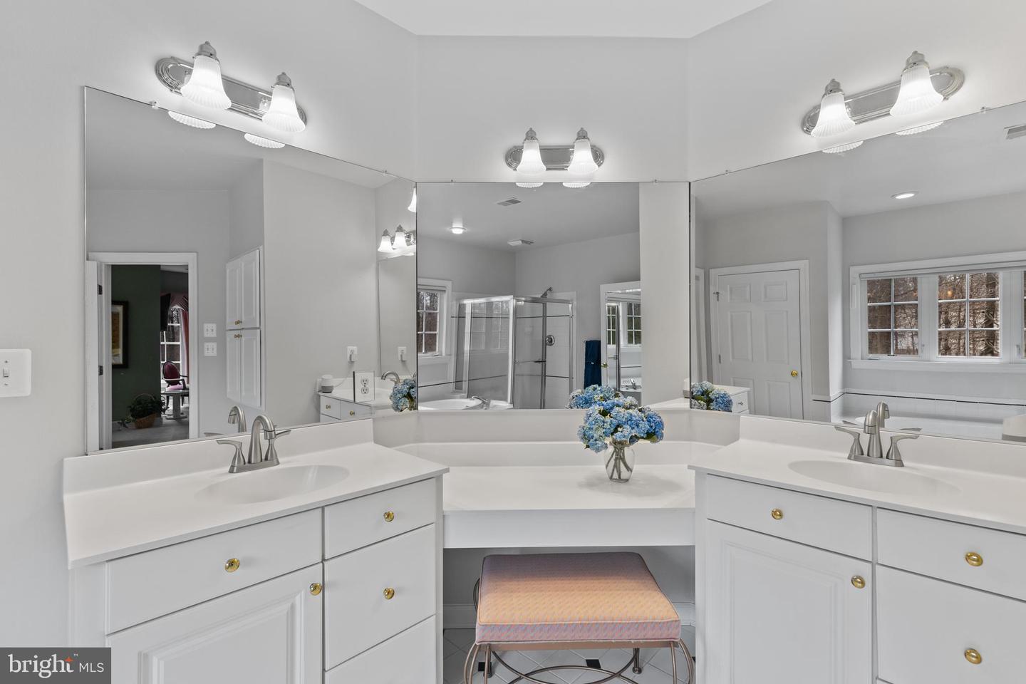 3301 Serenity Way