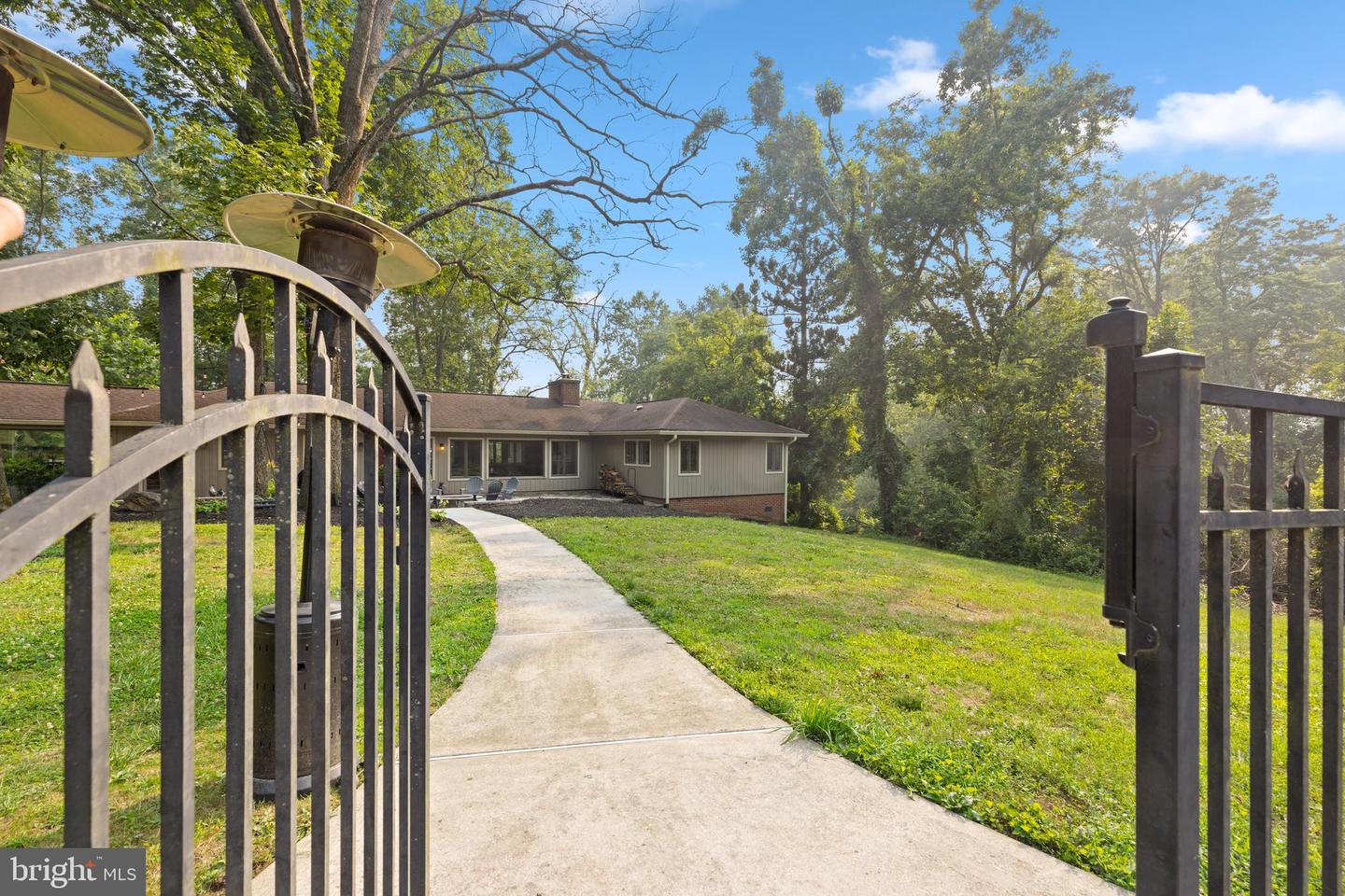 15018 Tanyard Rd