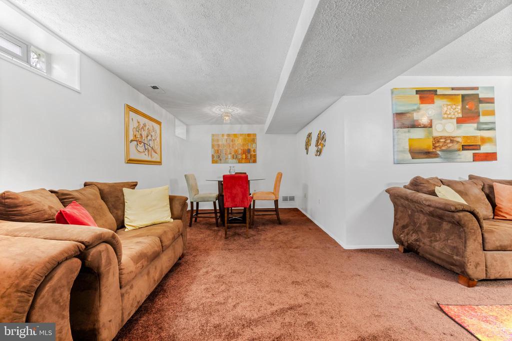 4126 Mary Ridge Dr