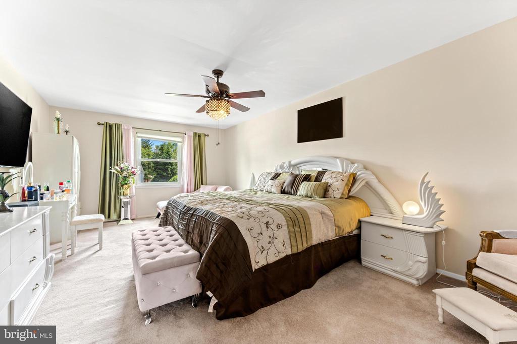 4126 Mary Ridge Dr
