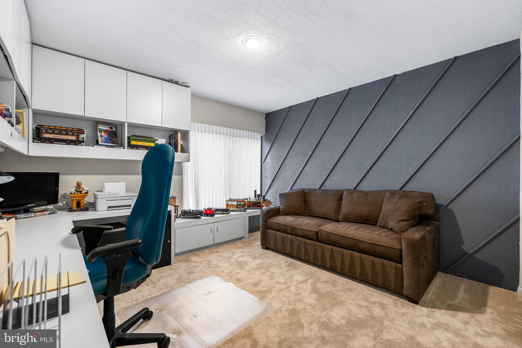 1 High Stepper Ct #302