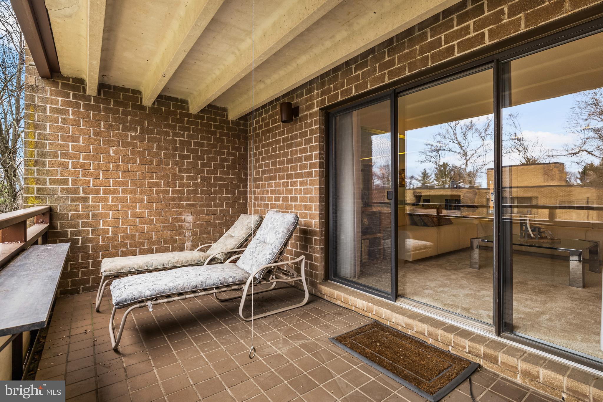 1 High Stepper Ct #302