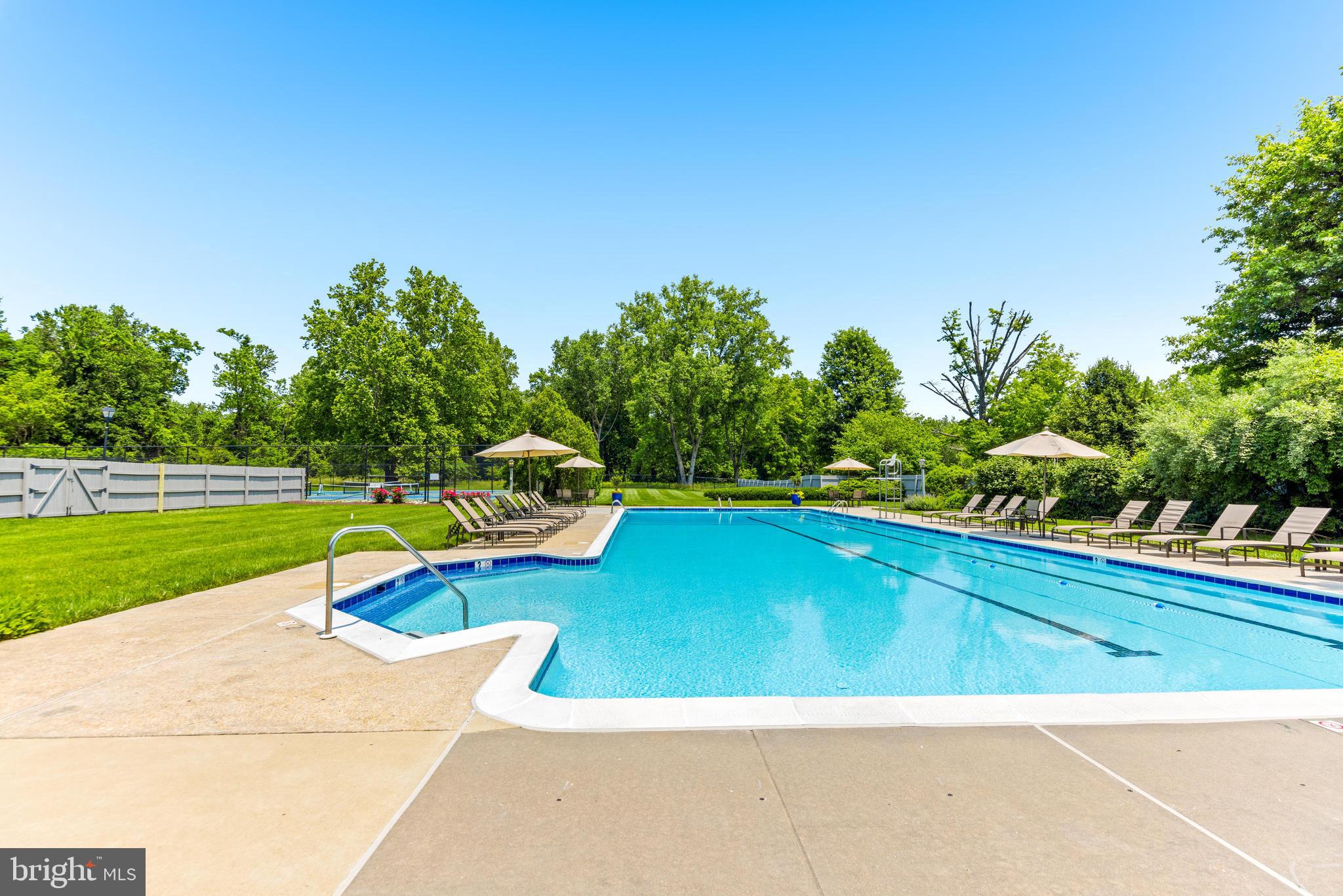 5 Tall Tree Ct