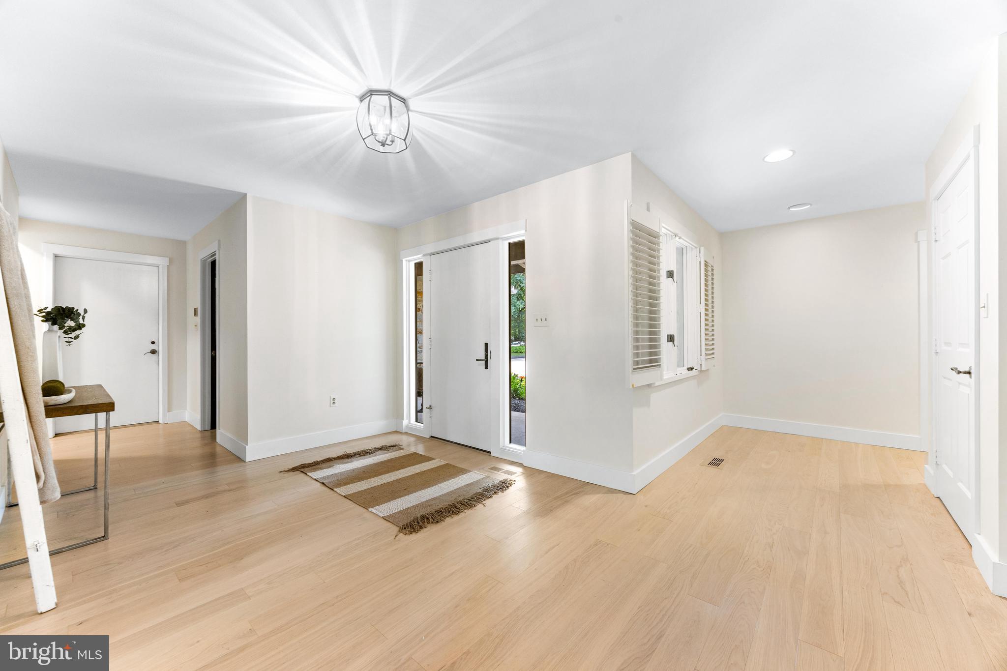 5 Tall Tree Ct