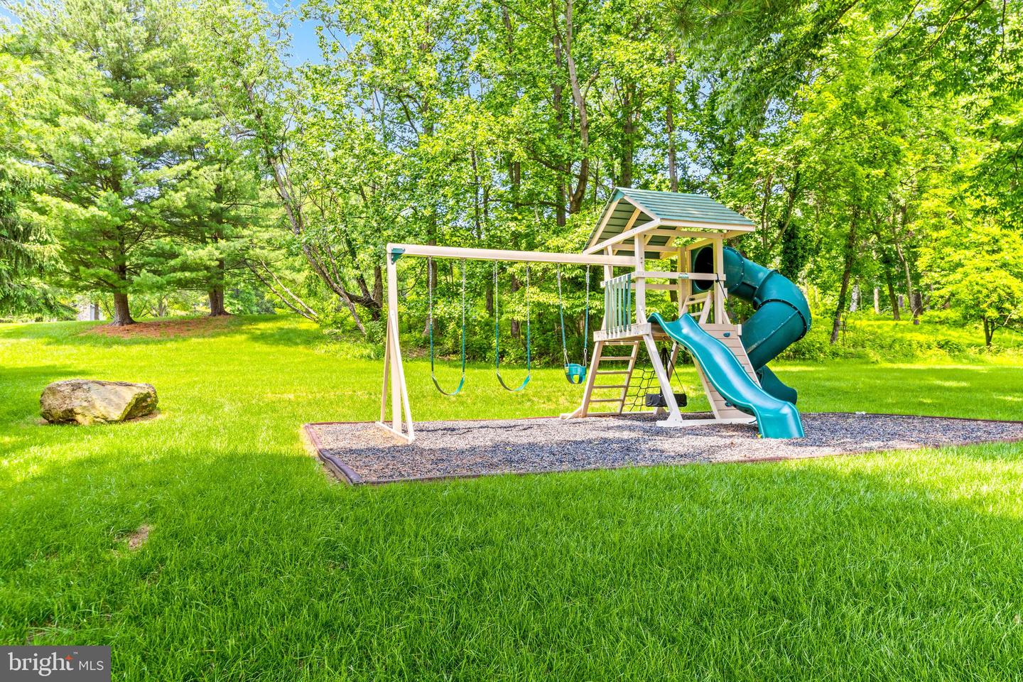 5 Tall Tree Ct