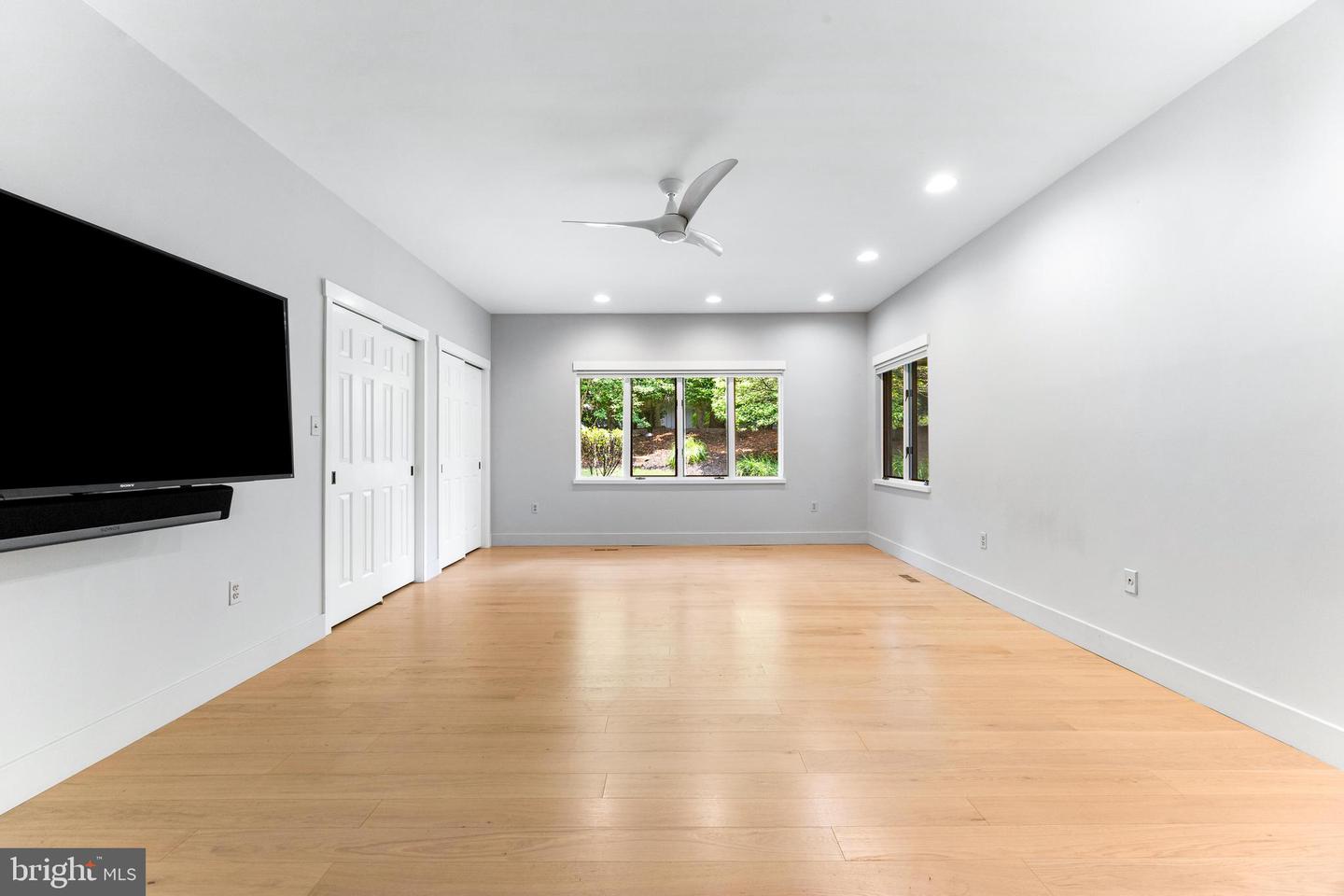 5 Tall Tree Ct
