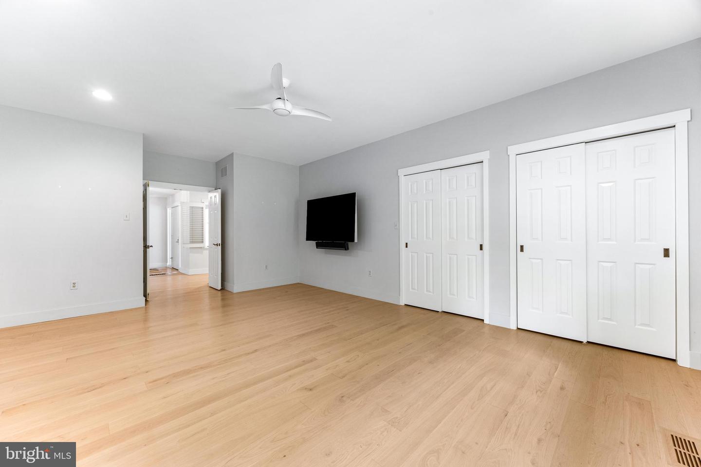 5 Tall Tree Ct