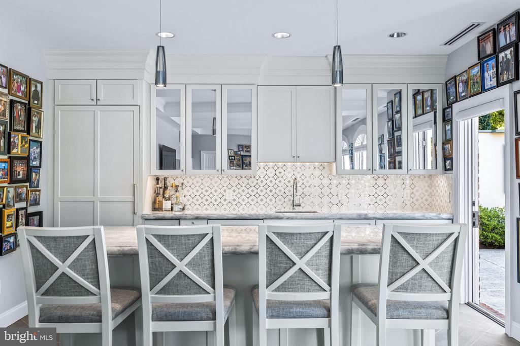 1421 WINE SPRING