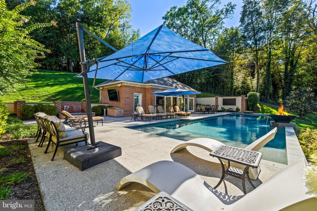 1421 WINE SPRING