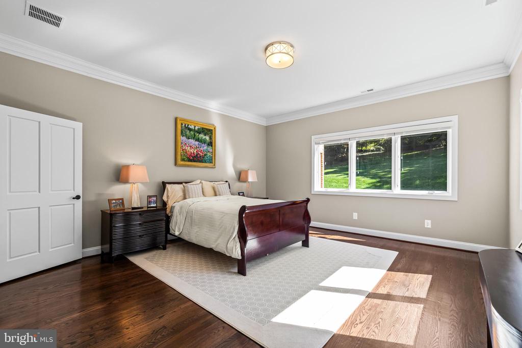 1421 WINE SPRING