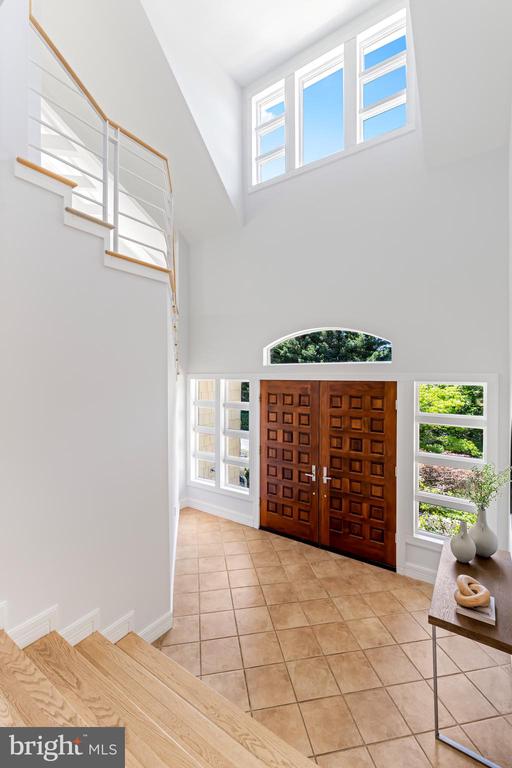 1216 BERWICK ROAD