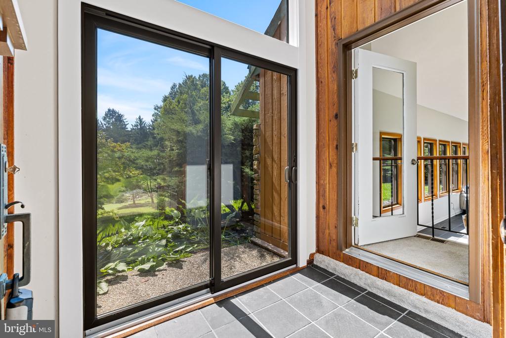 4 TURNER WOOD COURT