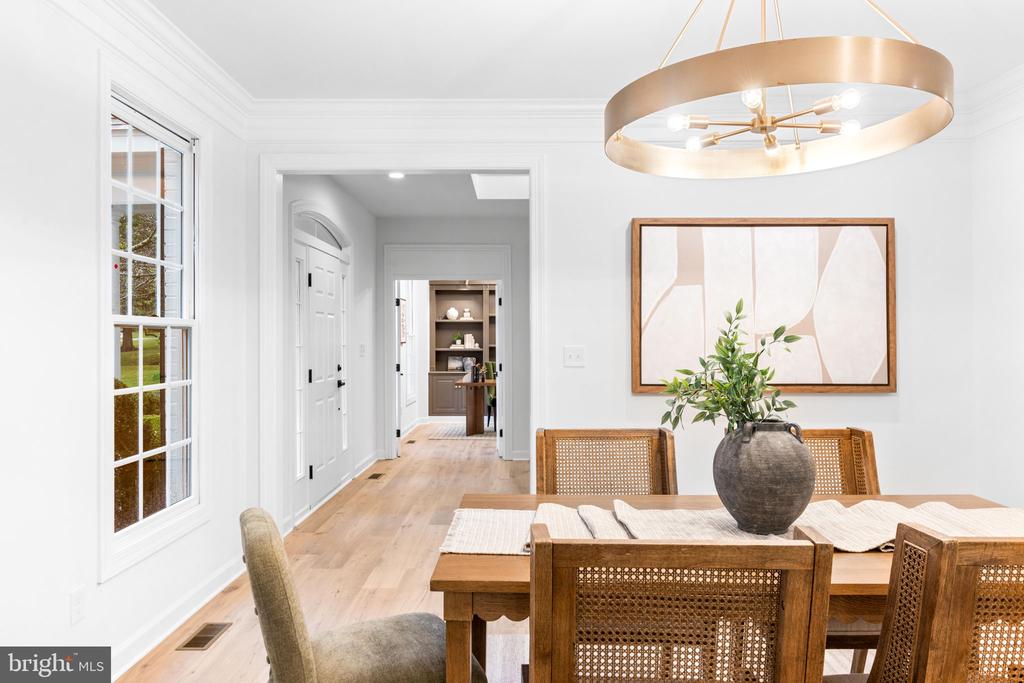 1679 BULLOCK CIRCLE