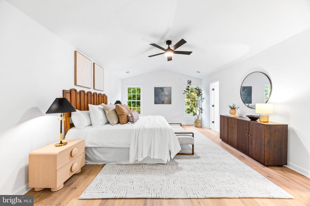 1679 BULLOCK CIRCLE