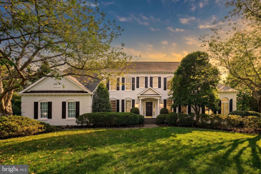 1679 BULLOCK CIRCLE