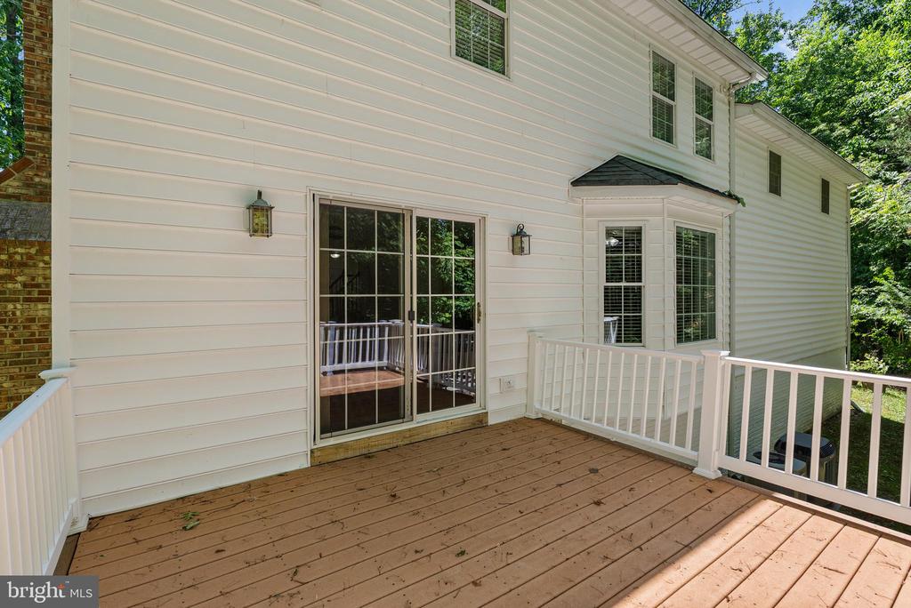 3330 OAKWOOD DRIVE