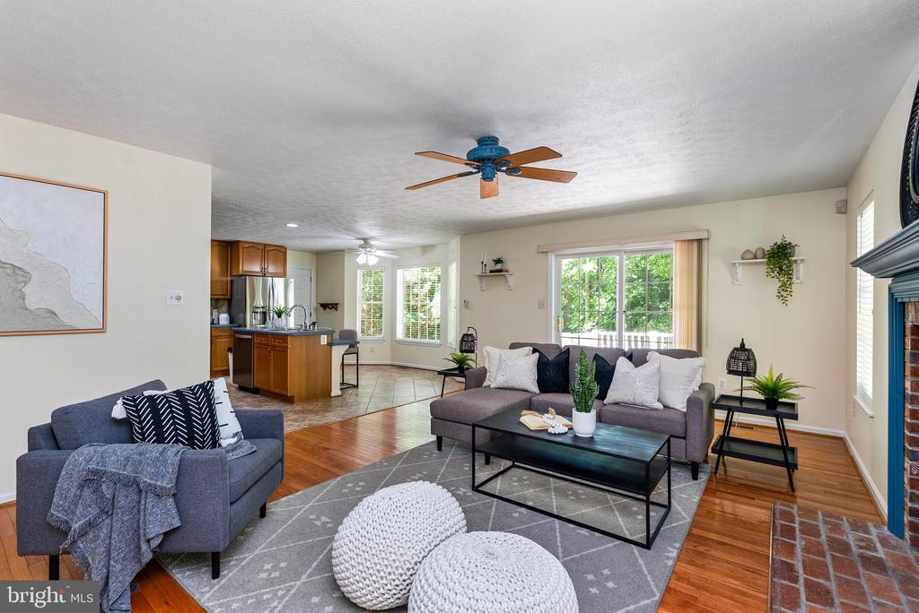 3330 OAKWOOD DRIVE