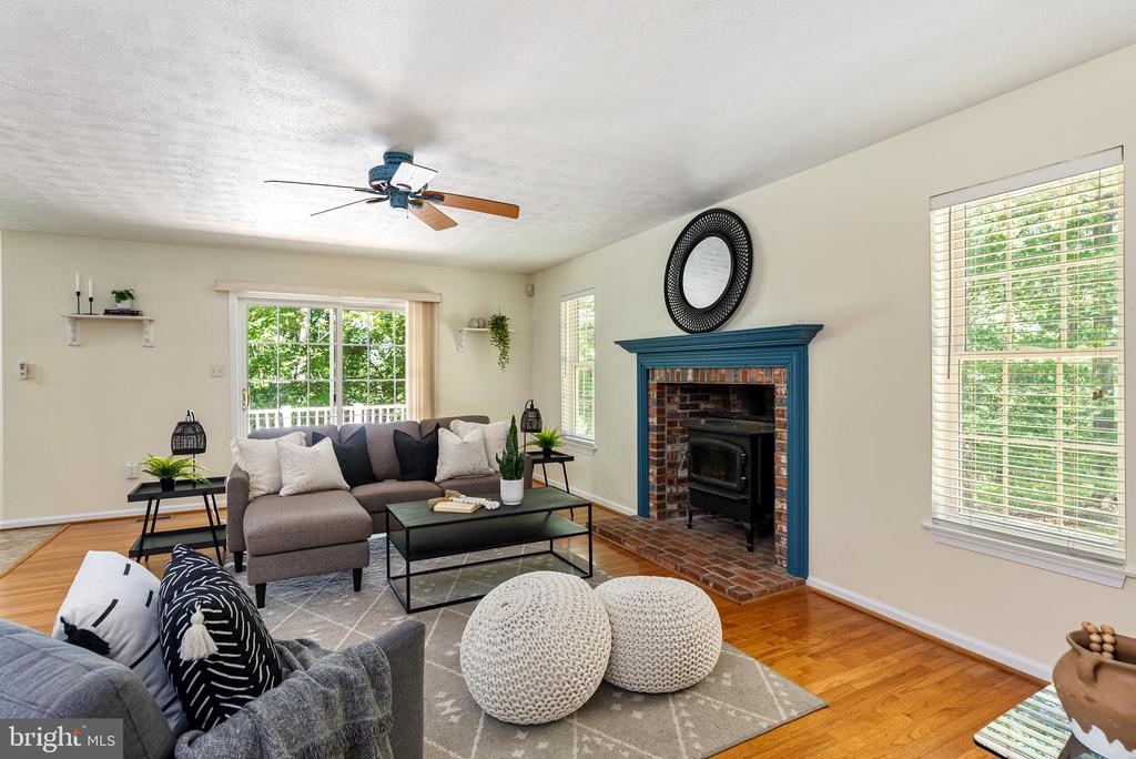 3330 OAKWOOD DRIVE