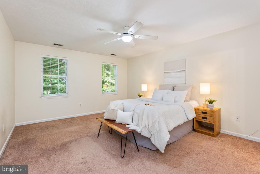 3330 OAKWOOD DRIVE