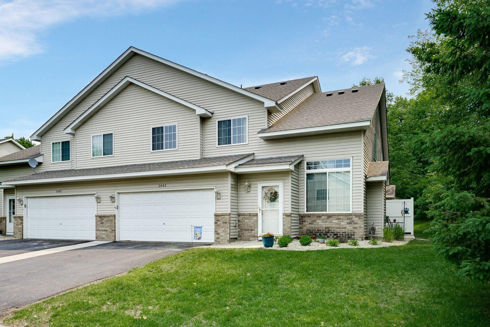 5442 Fawn Meadow Curve SE