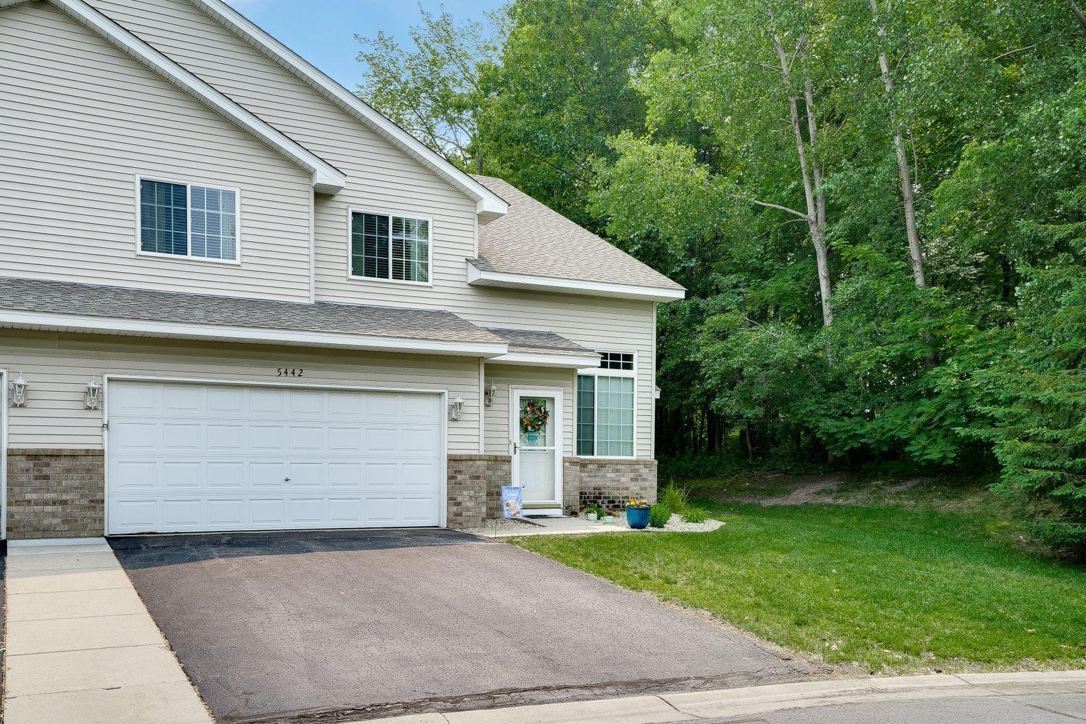 5442 Fawn Meadow Curve SE
