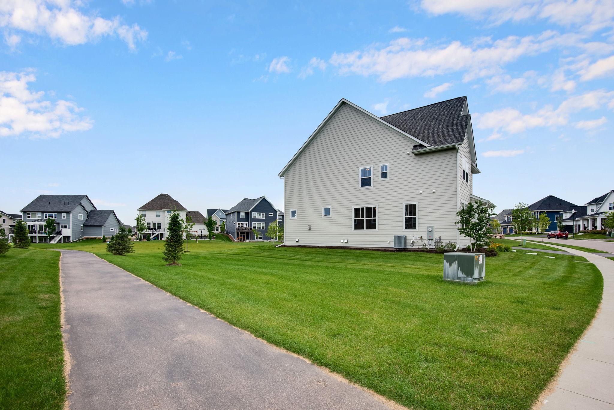16393 Duluth Trail