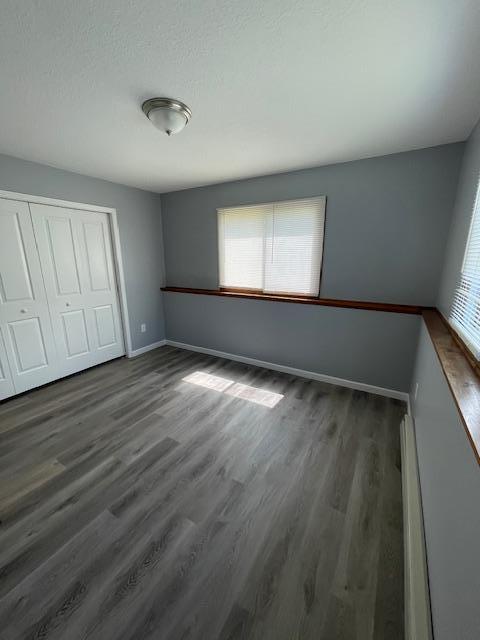 1402 Division Street W