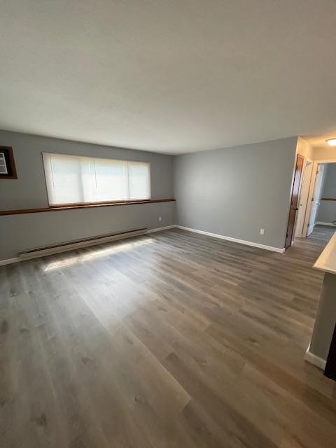 1402 Division Street W