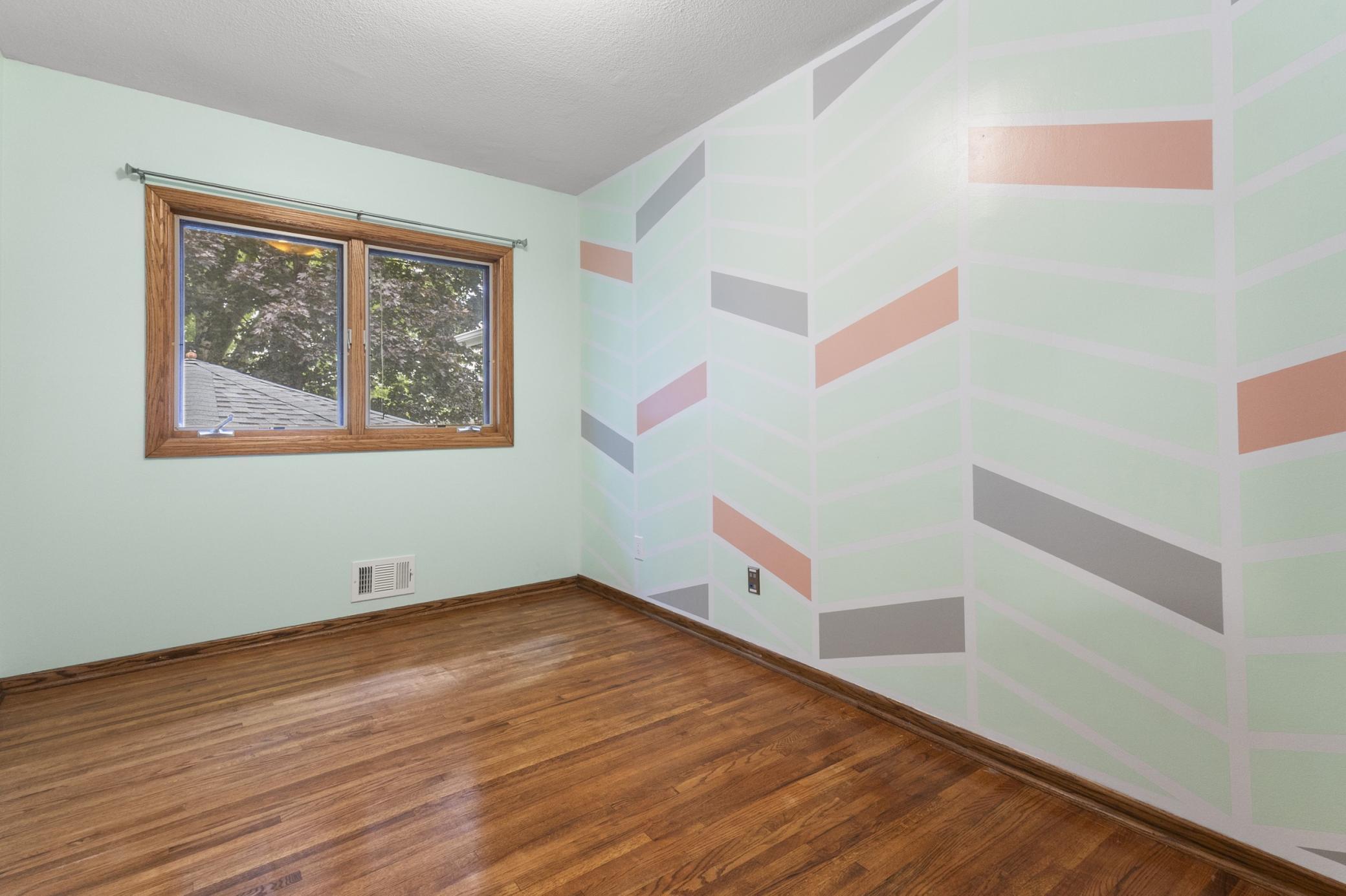 5730 Polk Street NE