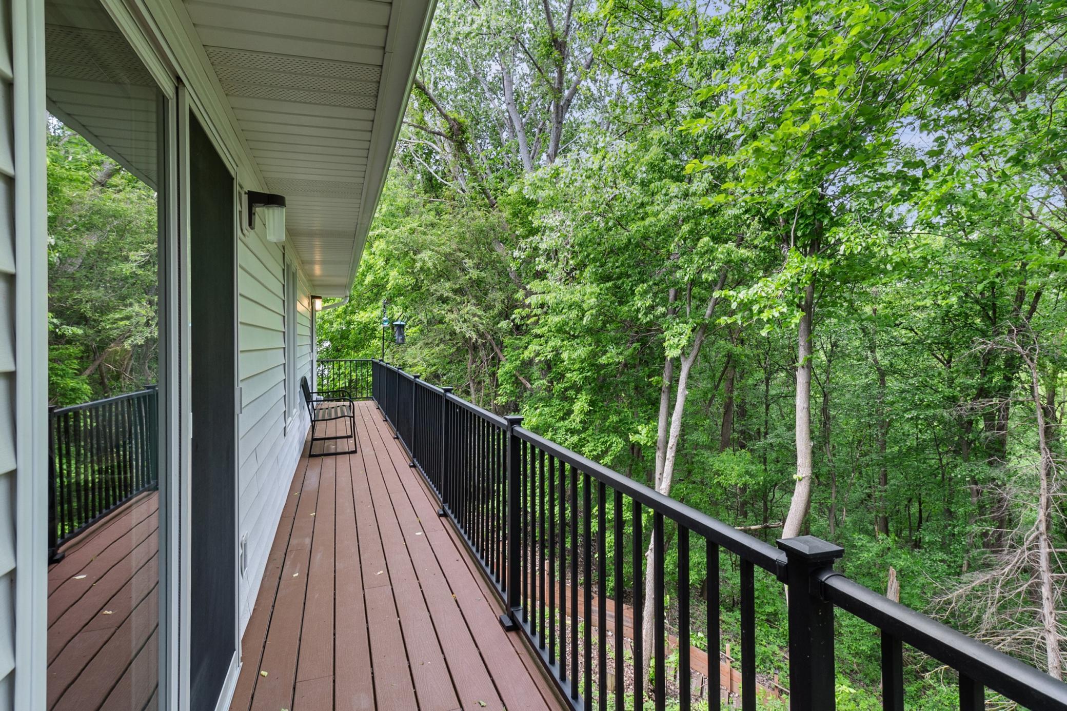 216 Crestview Circle