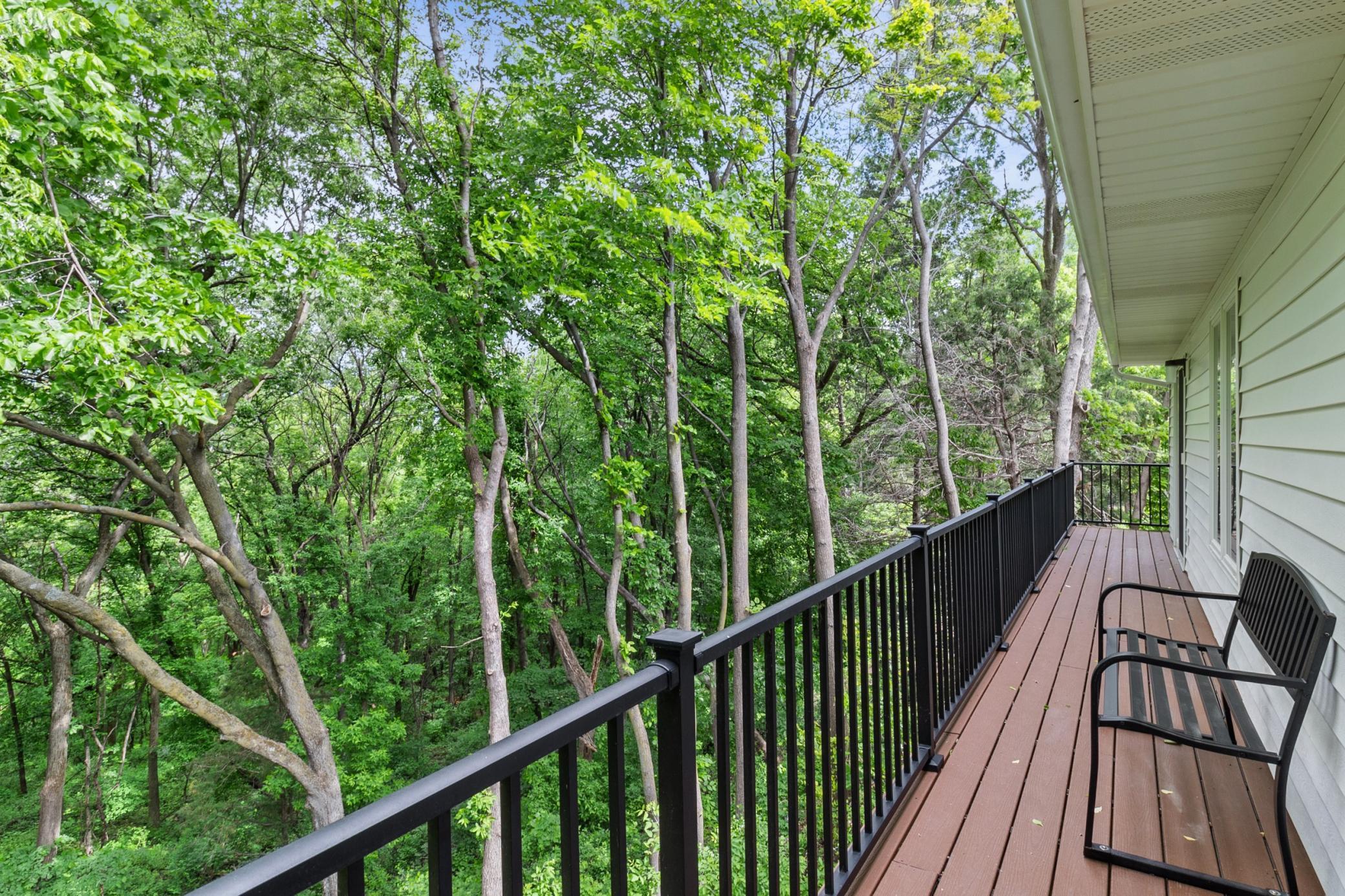 216 Crestview Circle