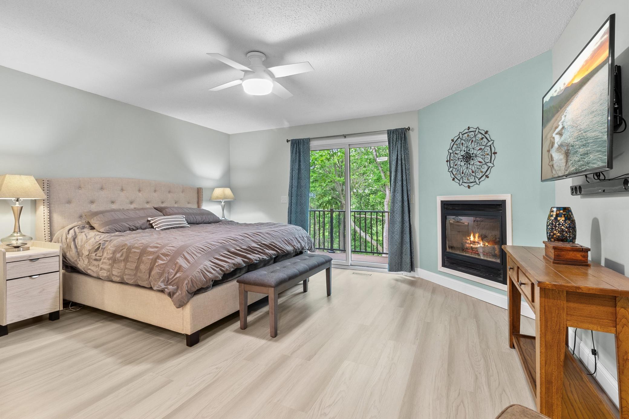 216 Crestview Circle