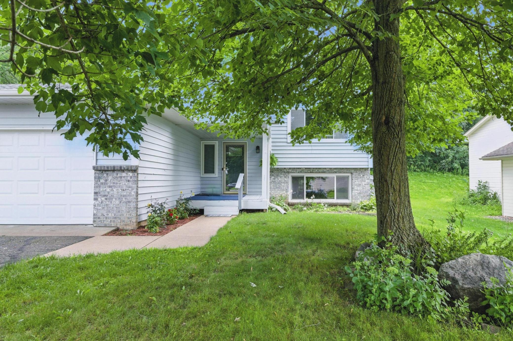 8040 170th Street W