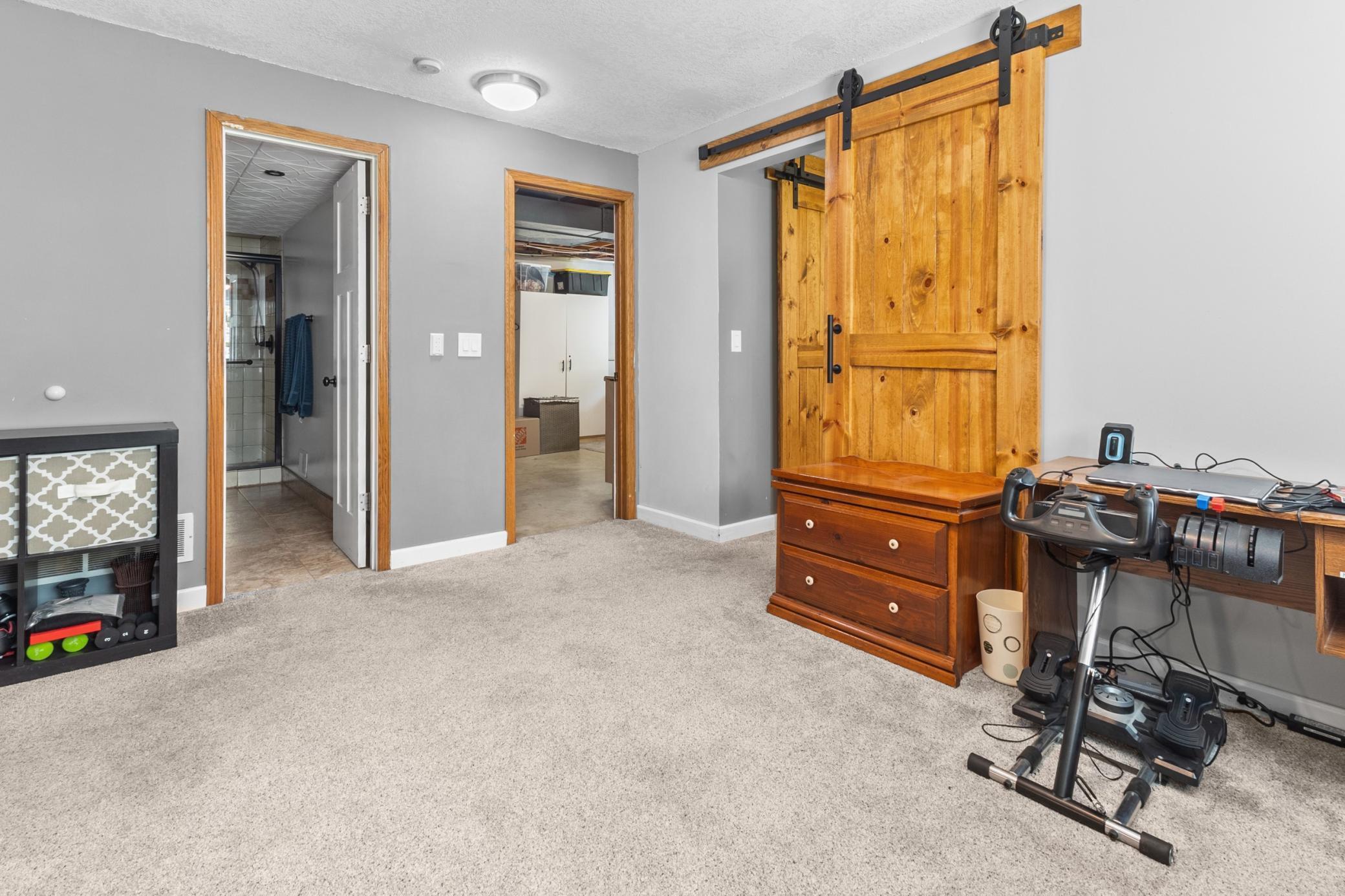 8040 170th Street W