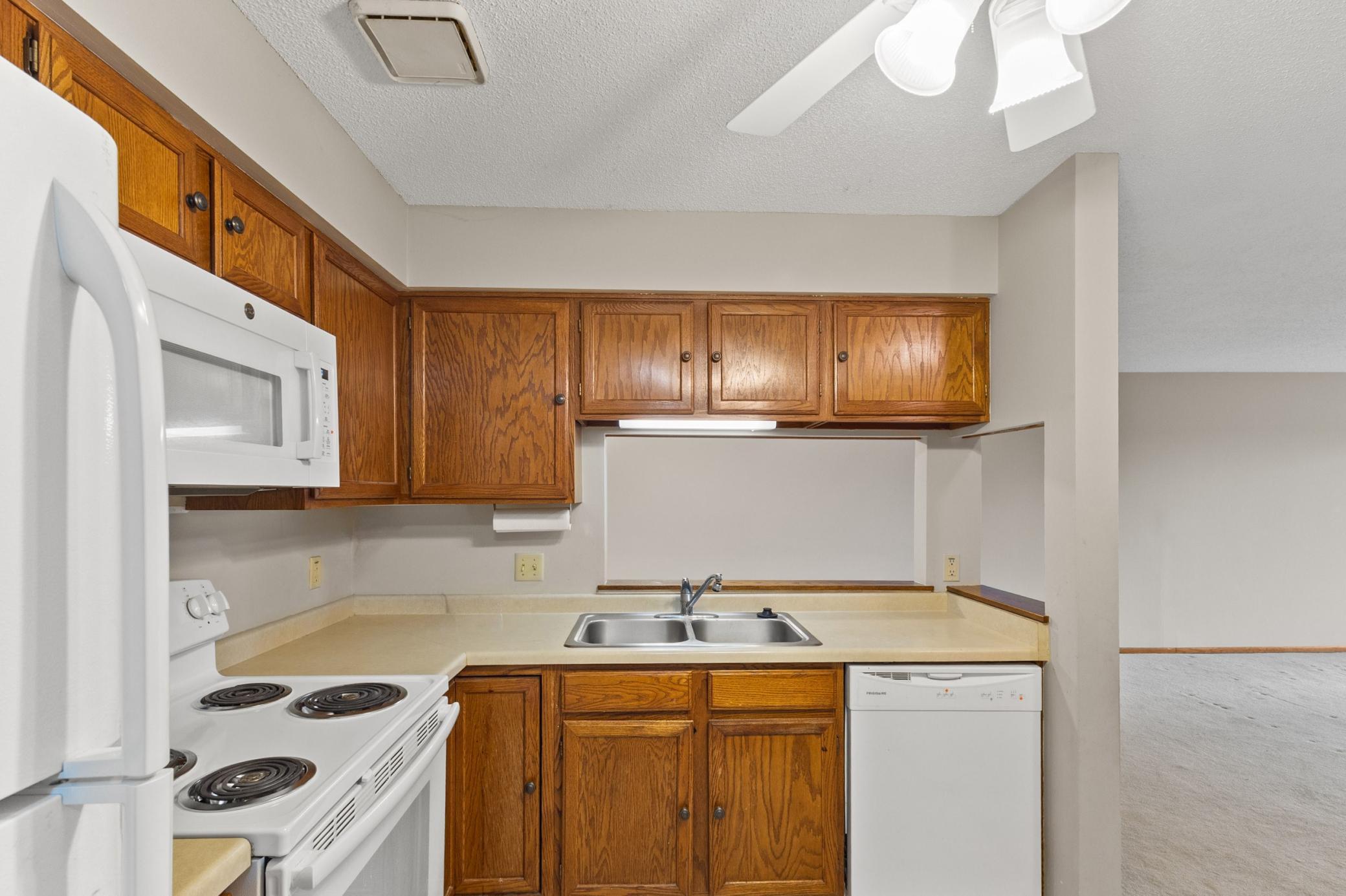 1011 41st Avenue NE Unit: 312