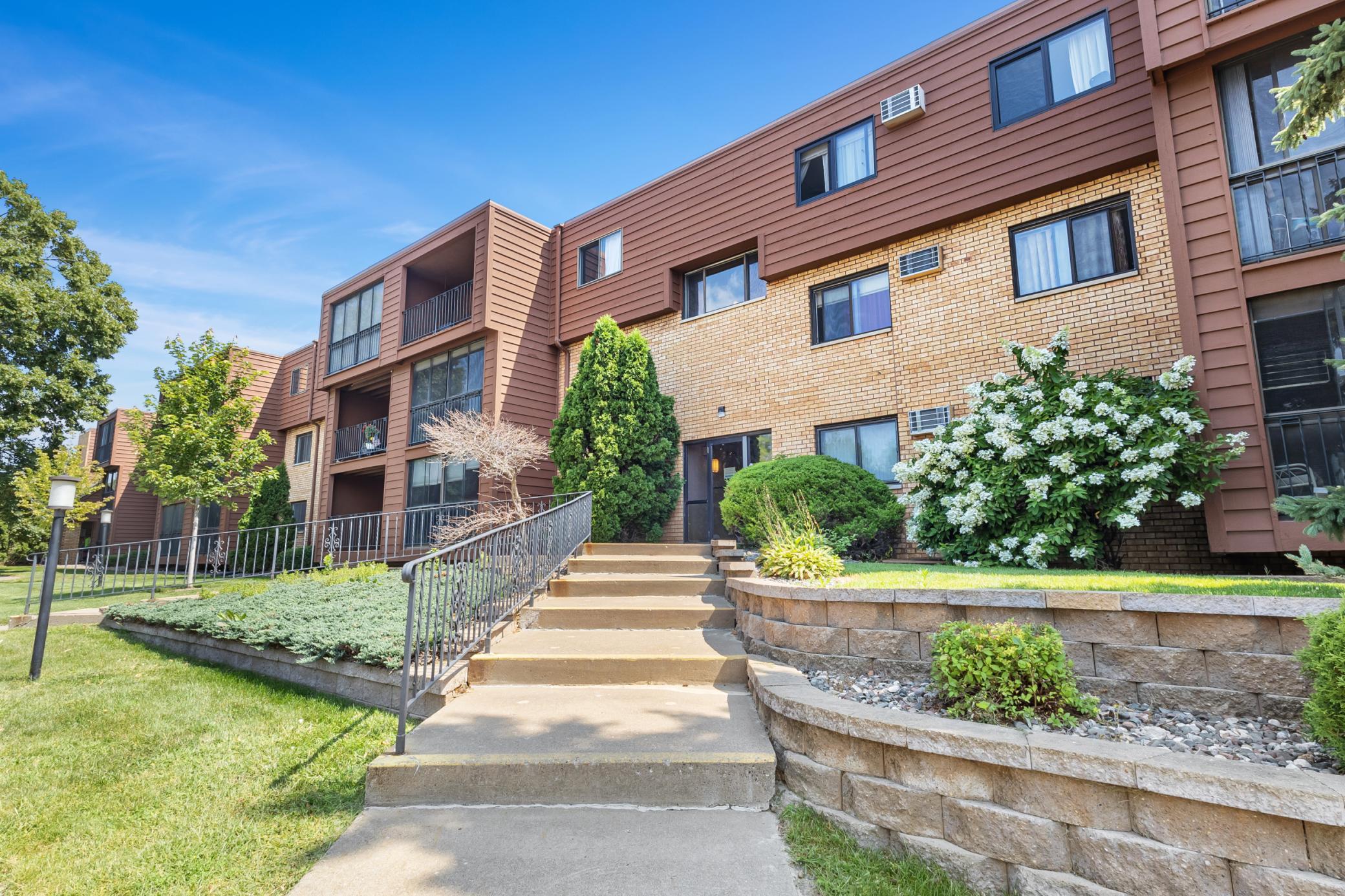 1011 41st Avenue NE Unit: 312