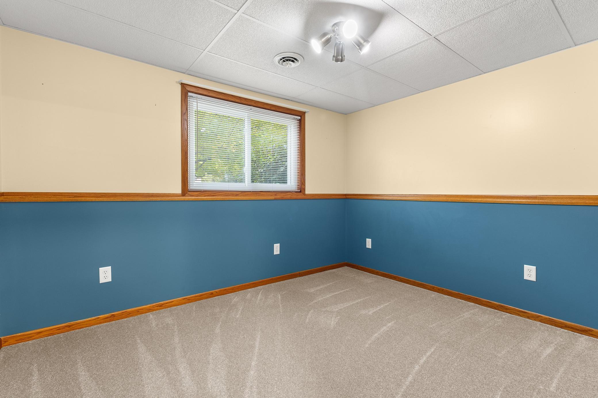 11921 Baypoint Drive