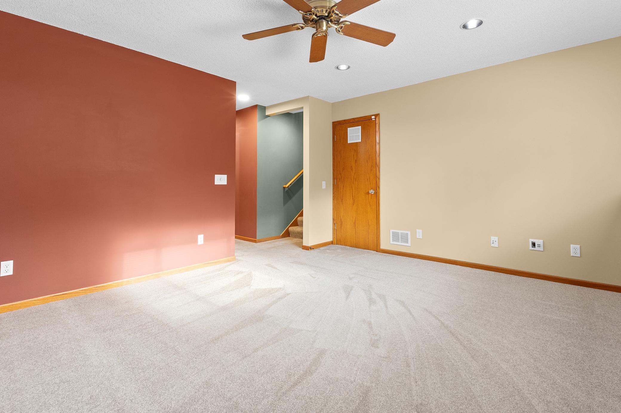 11921 Baypoint Drive