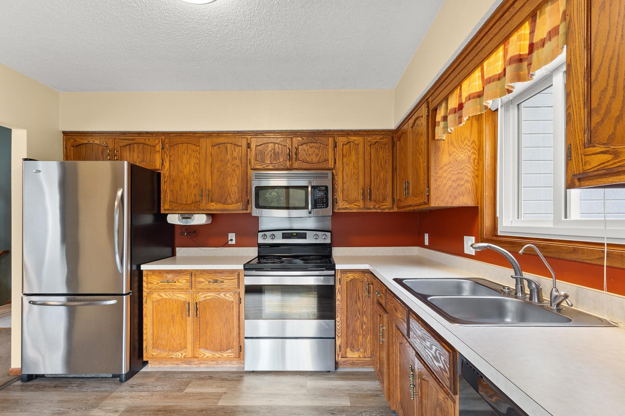 11921 Baypoint Drive