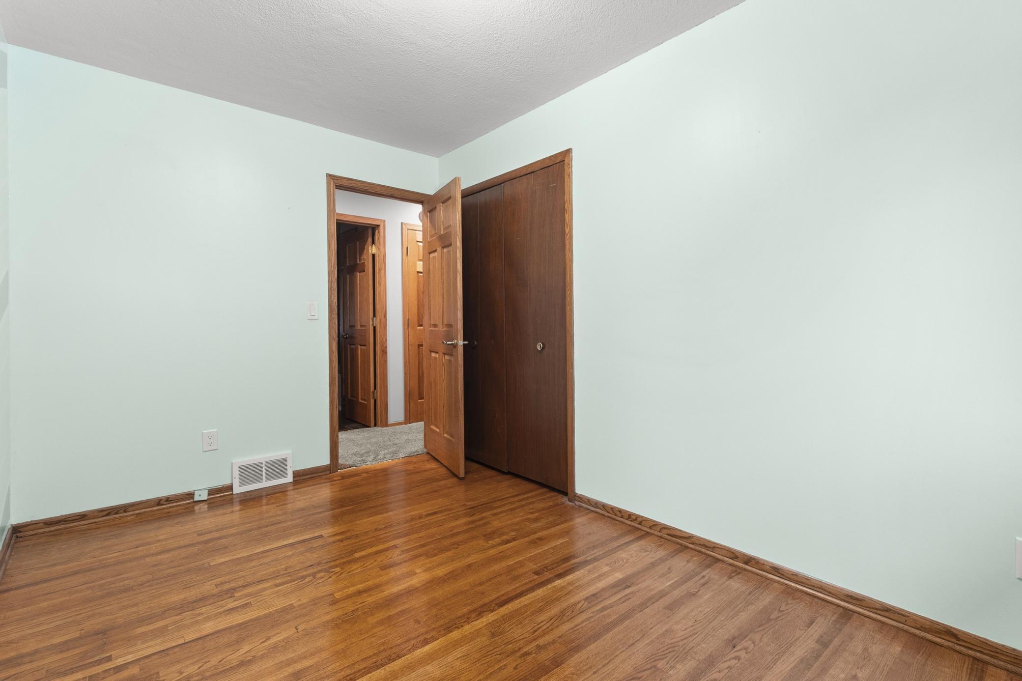 5730 Polk Street NE