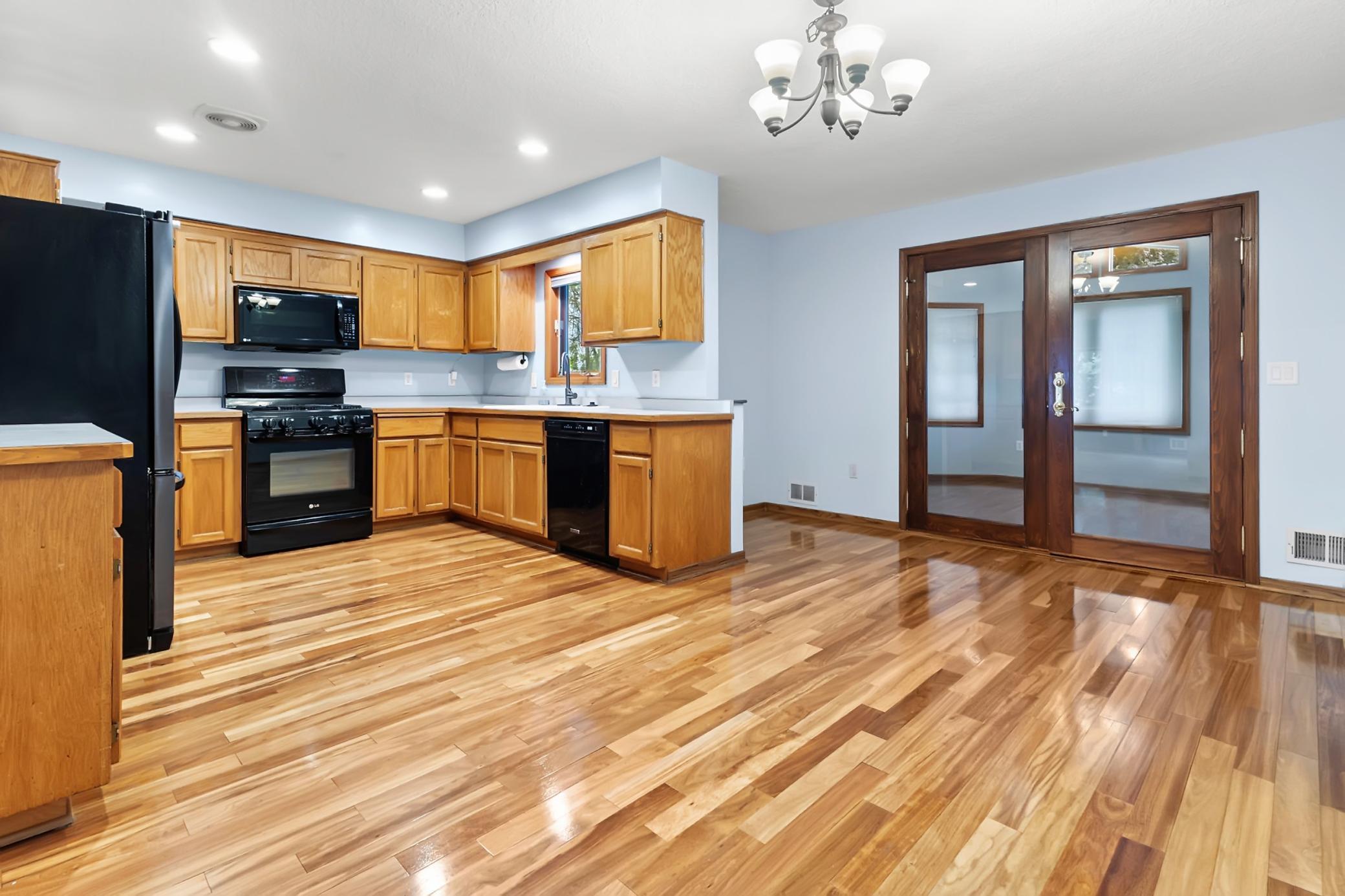 5730 Polk Street NE