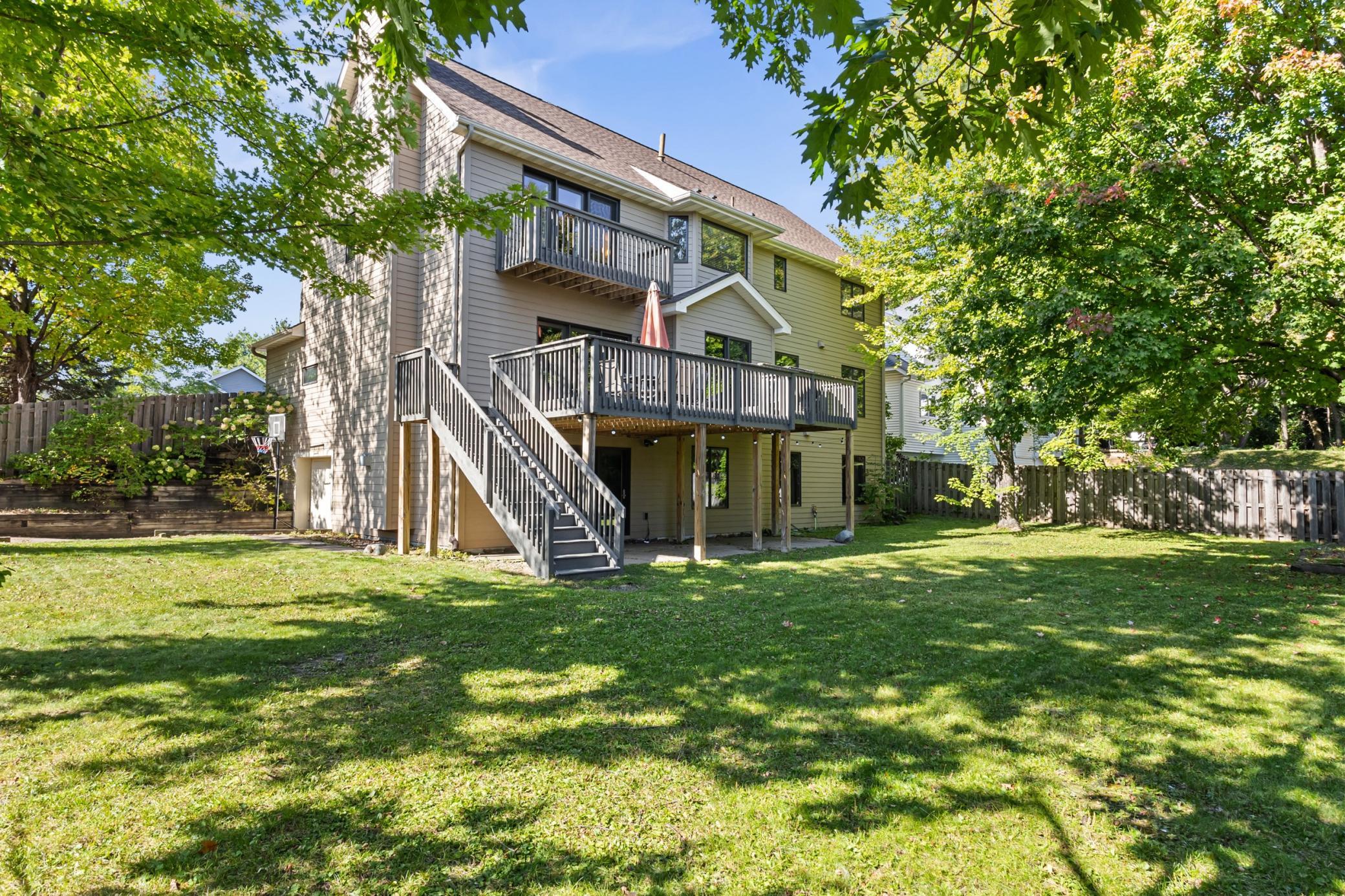 9991 Dunberry Circle