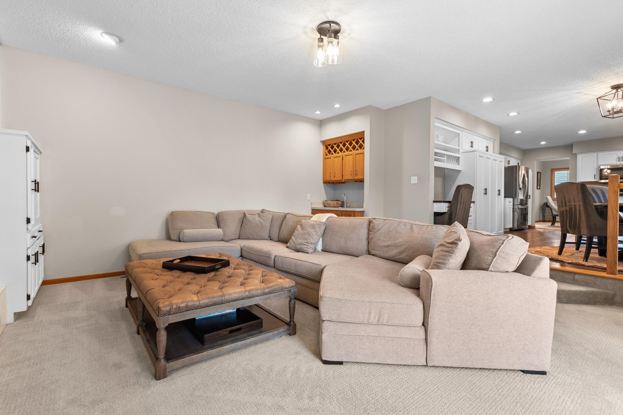 9991 Dunberry Circle