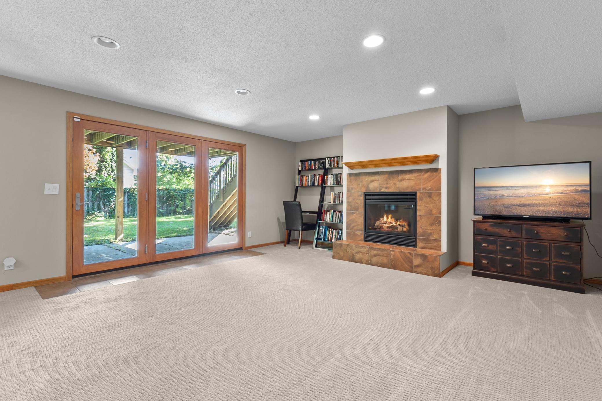 9991 Dunberry Circle